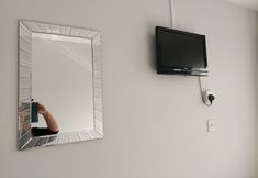 Others 6 1st Floor Hillview 2 Bedroomed Central Location