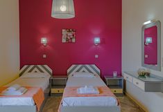 기타 4 Saint-Trope Studios