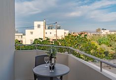 Others 7 Saint-Trope Studios