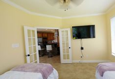 Others 4 5Bdrm 3.5Bath 12Beds - HOME BIG AS TEXAS