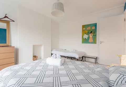 Others Stylish 2 Bedroom Apartment in London