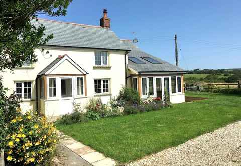 Others Charming Cottage for 5 Near Dartmoor, Beach, Pub