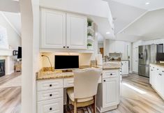 Others 4 Dog Friendly Home Includes Beach Access and Bike Free to Use during Stay by RedAwning