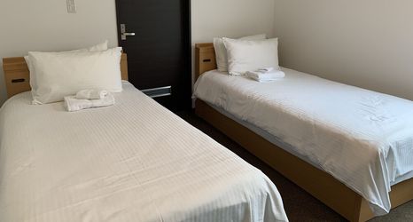 Others 2 Momiji Brooklyn