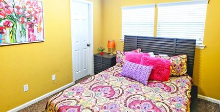 其他 4 3Bdrms 2Bath 3Beds - Energy Corridor 6