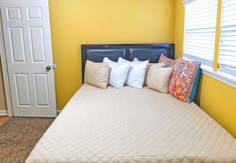 Lain-lain 3Bdrms 2Bath 3Beds - Energy Corridor 6