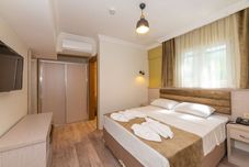 Khác Bazaar Hotels Old City