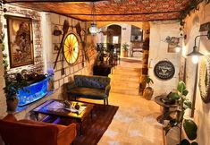 其他 2 Shadow Cave House