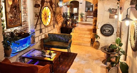 其他 2 Shadow Cave House