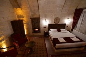 其他 4 Shadow Cave House