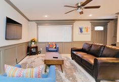 Others 7 2Bdrm 2Bath 2Beds - NRG - GRB - MM-Park