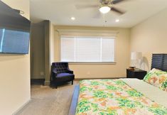 Others 5 2Bdrm 2Bath 2Beds - NRG - GRB - MM-Park