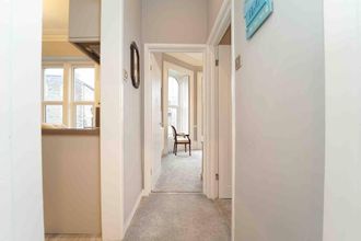 Others 4 Beautiful 2-bed Apartment in Weston-super-mare