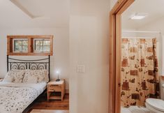 その他 3 Snowline Cabin #34 - Great English Tudor-style Home With hot Tub! Now With Wifi!