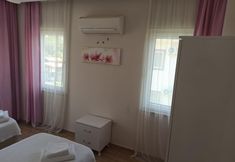 Others 7 Remarkable 4-bed Villa Tasgin 2 Pools