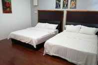 Others Comfortable Family Room for 4 People in Kuching With Ac - Amida Point Services