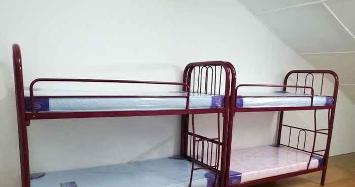 Others Single Bed in Mixed Dormitory Room With Ac in Kuching