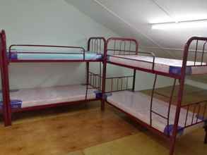 Others 4 Single Bed in Mixed Dormitory Room With Ac