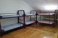 Others Single Bed in Mixed Dormitory Room With Ac