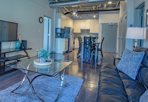 Others 2br Fully Furnished Apartment In Midtown Atlanta 2 Bedroom Apts by RedAwning
