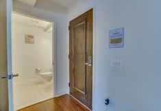 その他 7 Waterfront Baltimore 2br Furnished Apartment 2 Bedroom Apts by RedAwning