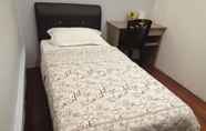 Others 2 Single Room in Kuching Center