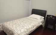 Others 4 Single Room in Kuching Center