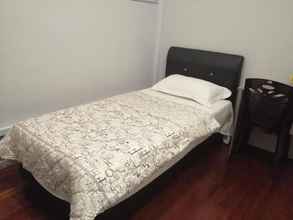 Others 4 Single Room in Kuching Center
