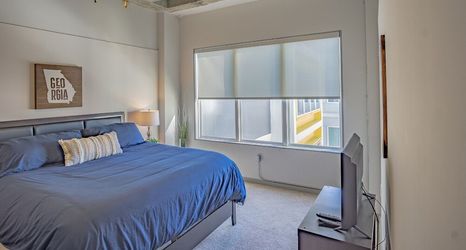 其他 2 2br Fully Furnished Apartment - Great Location In Midtown 2 Bedroom Apts by RedAwning