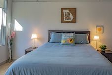 其他 2br Fully Furnished Apartment - Great Location In Midtown 2 Bedroom Apts by RedAwning