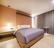 Lainnya 4 ACT Tourist Hotel