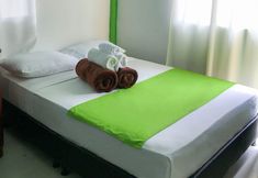 其他 4 Room in Guest Room - Room With 1 Double bed and 2 Single Beds