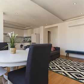 Room1Marques Premium I by Homing,里斯本大学飯店