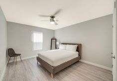 Others 7 Modern 2BR Near UT Hyde Park Evonify