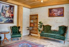 Others 4 House 1938 Special Cave Hotel