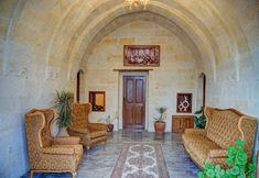 Others 6 House 1938 Special Cave Hotel