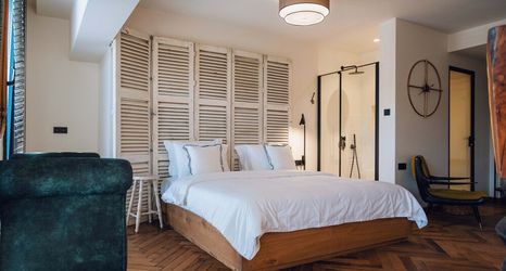 Others 2 To Be Social House