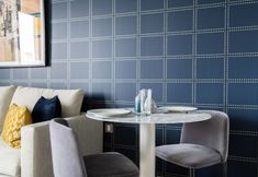 Others 5 Stylish Studio Apartment With River Views in Londons Bustling Docklands