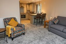 Others Market Lounge