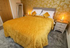 Others 2 Market Lounge