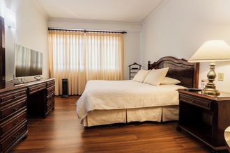 Lain-lain 4 Hotel Rey Palace