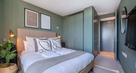 Others 2 The Parliament View Escape - Modern 1bdr With View