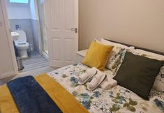 Others 5 Stunning 3-bed House in Wolverhampton