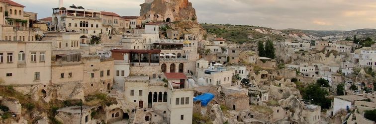 อื่นๆ Serenus Cave Suites