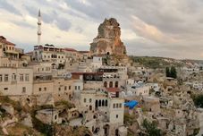 อื่นๆ Serenus Cave Suites