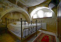 อื่นๆ 5 Serenus Cave Suites