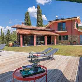 Room 1 Poggio Maremonti 6 in Scarlino, Khách sạn Scarlino