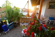 Others Eleni Pansiyon