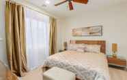 อื่นๆ 4 Alma School 2038 3 Bedroom Townhouse by Redawning