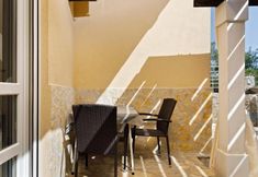Others 6 Room-comfy Apartments Next to the Beach
